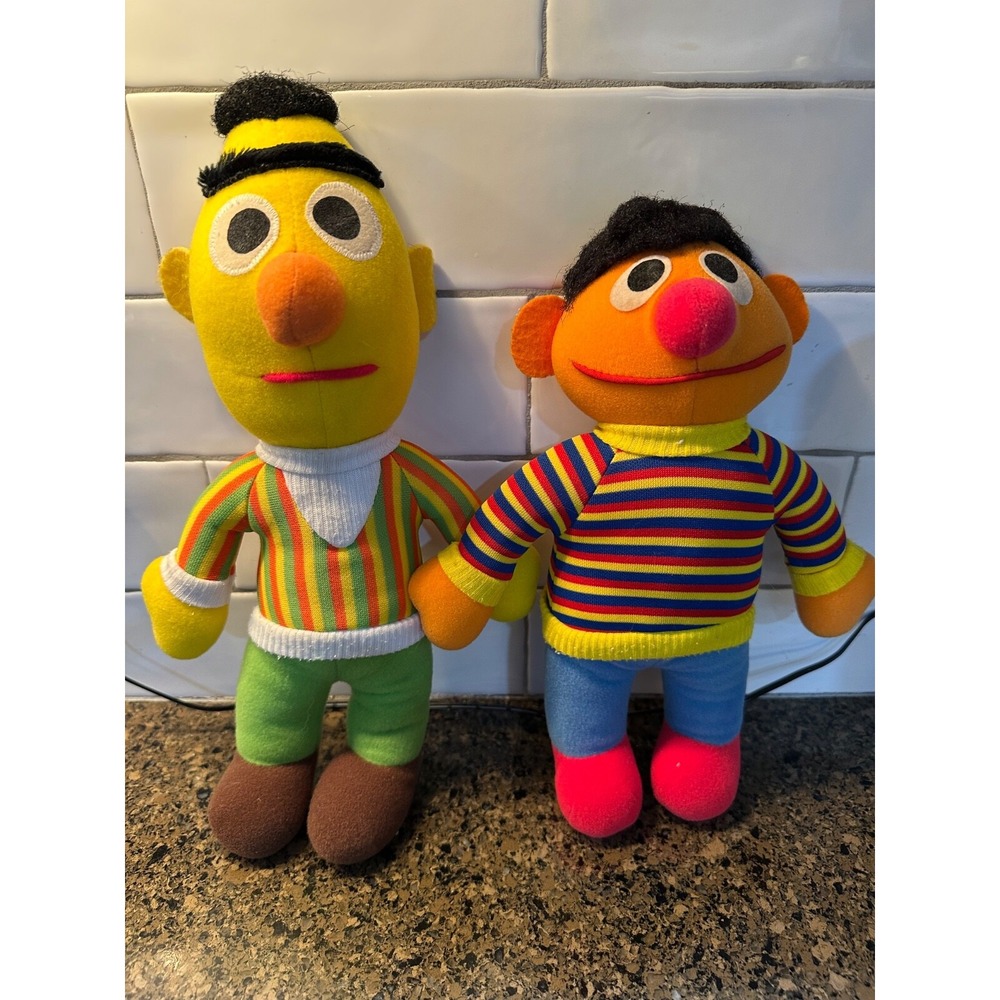 Vintage Applause Sesame‎ Street Bert and Ernie plush puppets